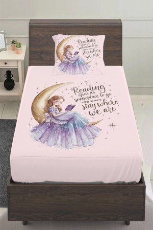 Pembe Ayda Oturan Kız Desenli Kız Çocuk Tek Kişilik Yastıklı Çarşaf Takımı 100x200 cm