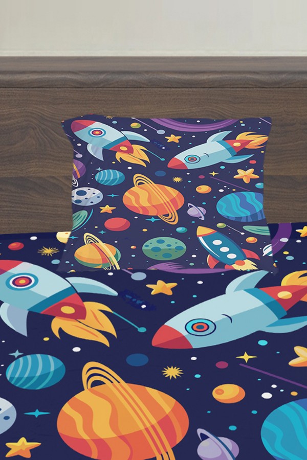 Uzay Gezegenler Desenli Erkek Çocuk Tek Kişilik Yastıklı Lastikli Çarşaf Takımı 100x200cm Uzay Gezegenler Desenli Erkek Çocuk Tek Kişilik Yastıklı Lastikli Çarşaf Takımı 100x200cm