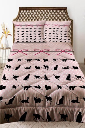 Pembe Siyah Kediler Desenli Çift Kişilik Kapitoneli Yorgan Yastık Kılıflı Pembe Siyah Kediler Desenli Çift Kişilik Kapitoneli Yorgan Yastık Kılıflı