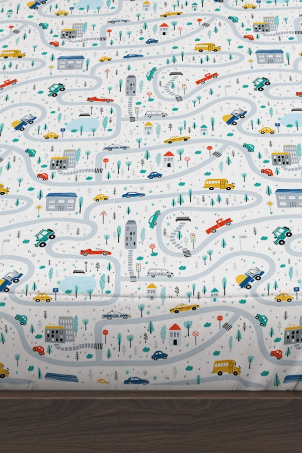 Araba Sürme Trafik Desenli Erkek Çocuk Tek Kişilik Yastıklı Lastikli Çarşaf Takımı 100x200cm Araba Sürme Trafik Desenli Erkek Çocuk Tek Kişilik Yastıklı Lastikli Çarşaf Takımı 100x200cm