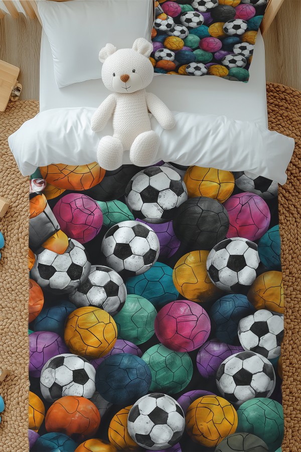 Renkli Toplar Futbol Desenli Erkek Çocuk Tek Kişilik Nevresim Takımı Yastık Kılıflı