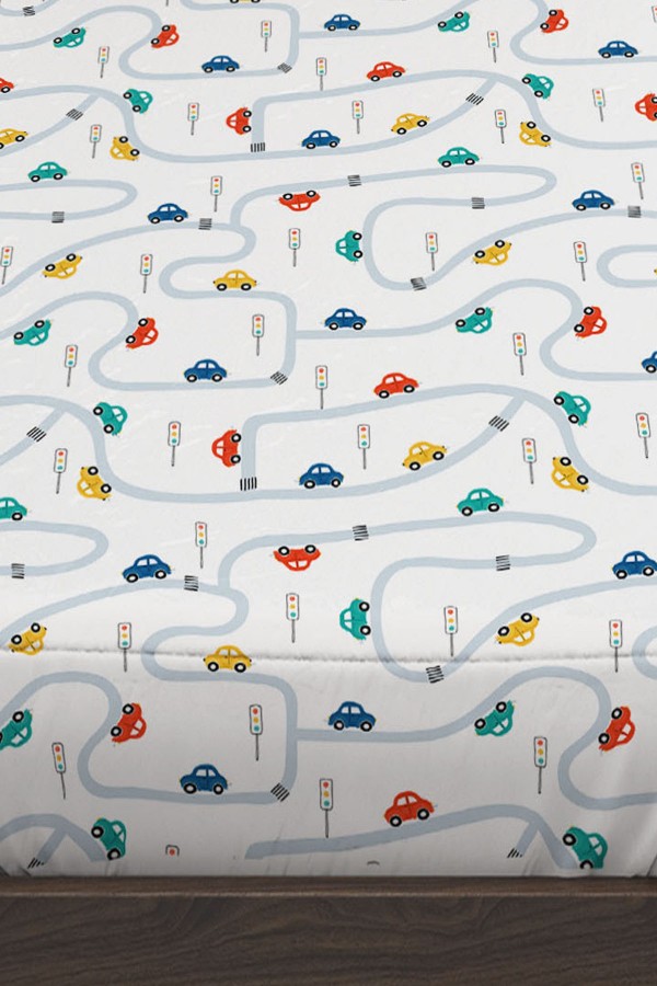 Renkli Araba Trafik Desenli Erkek Çocuk Tek Kişilik Yastıklı Lastikli Çarşaf Takımı 100x200cm Renkli Araba Trafik Desenli Erkek Çocuk Tek Kişilik Yastıklı Lastikli Çarşaf Takımı 100x200cm
