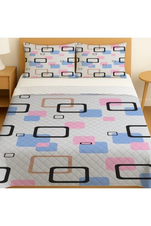 Mavi Pembe Geometrik Desenli Çift Kişilik Pike Takımı Yatak Örtüsü Mavi Pembe Geometrik Desenli Çift Kişilik Pike Takımı Yatak Örtüsü