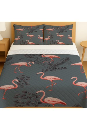 Pembe Flamingo Gri Desenli Çift Kişilik Pike Takımı Yatak Örtüsü Pembe Flamingo Gri Desenli Çift Kişilik Pike Takımı Yatak Örtüsü