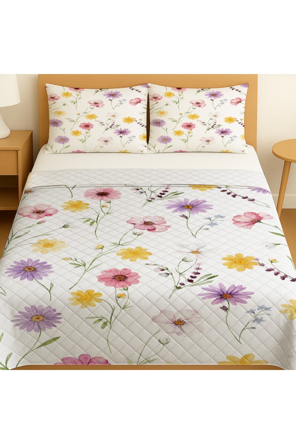 Renkli Bahar Çiçekleri Desenli Çift Kişilik Pike Takımı Yatak Örtüsü Renkli Bahar Çiçekleri Desenli Çift Kişilik Pike Takımı Yatak Örtüsü
