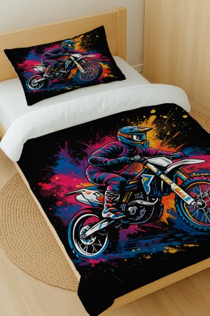 Renkli Motorcu Desenli Pamuk Saten Tek Kişilik Nevresim Takımı 160x220cm Renkli Motorcu Desenli Pamuk Saten Tek Kişilik Nevresim Takımı 160x220cm