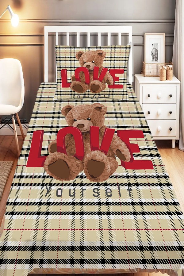 Love Ayı Teddy Desenli Kız Çocuk Dekoratif Baskılı Yatak Örtüsü Love Ayı Teddy Desenli Kız Çocuk Dekoratif Baskılı Yatak Örtüsü
