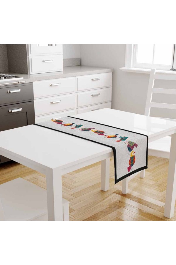 Renkli Kuşlar BeyazDesenli Baskılı Leke Tutmaz Dertsiz Dekoratif Runner Örtüsü 40x140cm