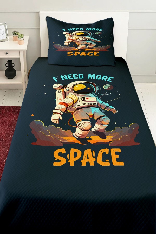 Mavi Astronot Desenli Erkek Çocuk Tek Kişilik Pike Takımı Kapitoneli Yatak Örtüsü