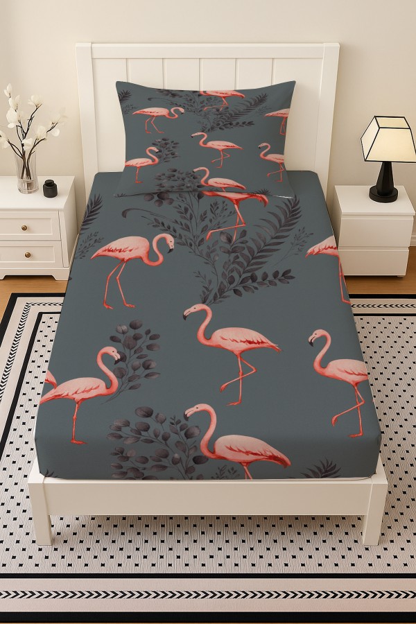 Pembe Flamingo Gri Desenli Lastikli Tek Kişilik Çarşaf Takımı Yastık Kılıflı 100x200cm Pembe Flamingo Gri Desenli Lastikli Tek Kişilik Çarşaf Takımı Yastık Kılıflı 100x200cm
