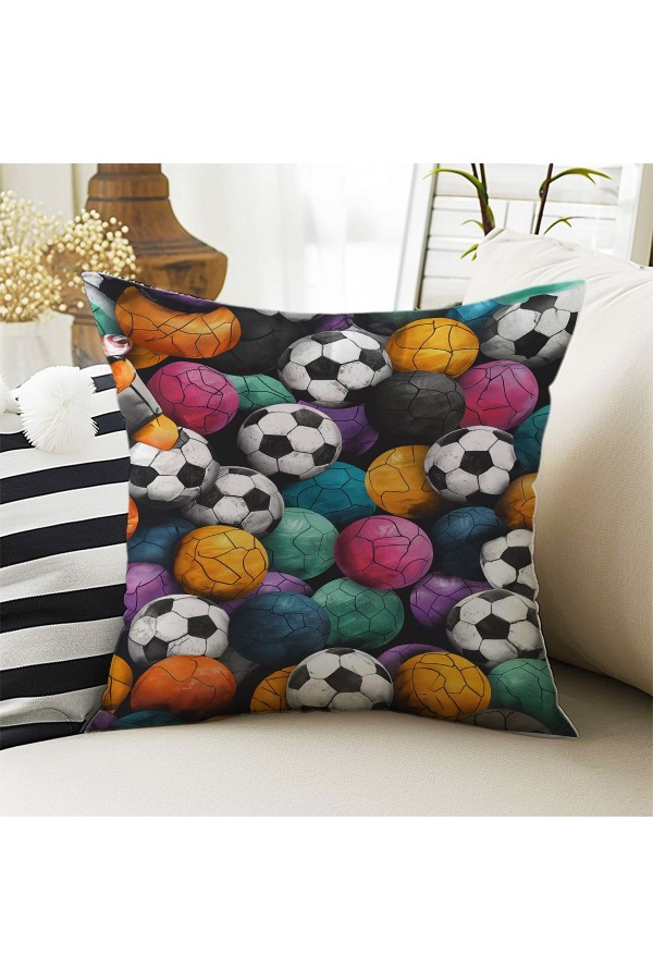 Renkli Toplar Futbol Desenli Erkek ÇocukDekoratif Çift Taraflı Kırlent Kılıfı 43x43cm