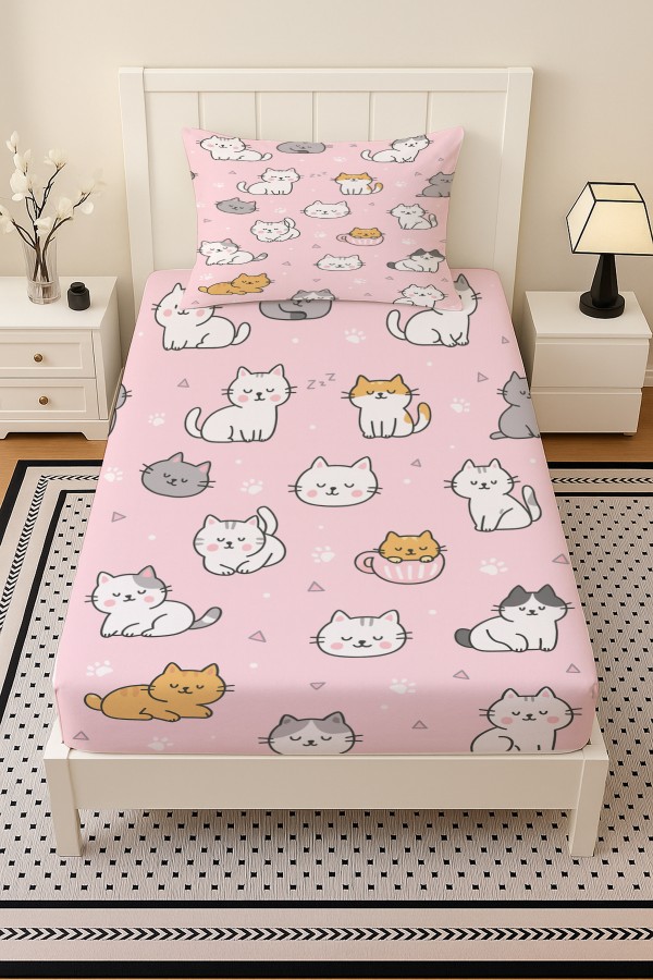 Pembe Sevimli Kediler Desenli Lastikli Tek Kişilik Çarşaf Takımı Yastık Kılıflı 100x200cm Pembe Sevimli Kediler Desenli Lastikli Tek Kişilik Çarşaf Takımı Yastık Kılıflı 100x200cm