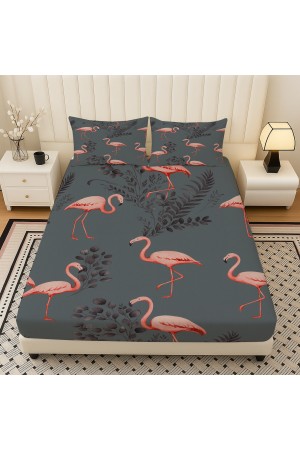 Pembe Flamingo Gri Desenli Lastikli Çift Kişilik Çarşaf Takımı Yastık Kılıflı 160x200cm Pembe Flamingo Gri Desenli Lastikli Çift Kişilik Çarşaf Takımı Yastık Kılıflı 160x200cm