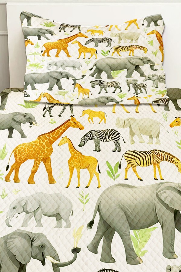 Safari Afrika Hayvanları Desenli Erkek Çocuk Tek Kişilik Pike Takımı Kapitoneli Yatak Örtüsü Safari Afrika Hayvanları Desenli Erkek Çocuk Tek Kişilik Pike Takımı Kapitoneli Yatak Örtüsü