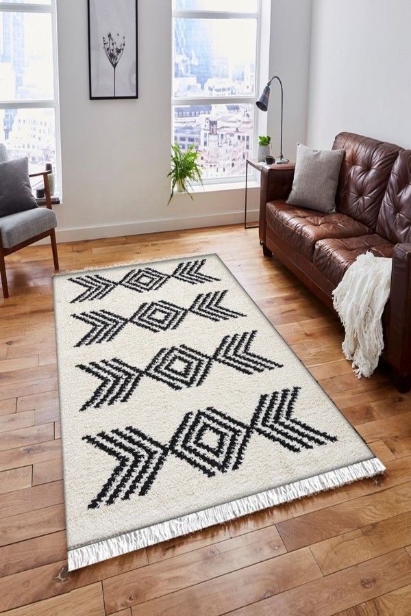 Else Krem Siyah Oklu Vintage Saçaklı Bohem Kilim Halı