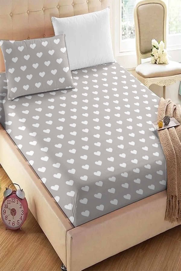 Gri Beyaz Kalpli Desenli Lastikli Tek Kişilik Yastıklı Lastikli Çarşaf Takımı 90x190cm Gri Beyaz Kalpli Desenli Lastikli Tek Kişilik Yastıklı Lastikli Çarşaf Takımı 90x190cm