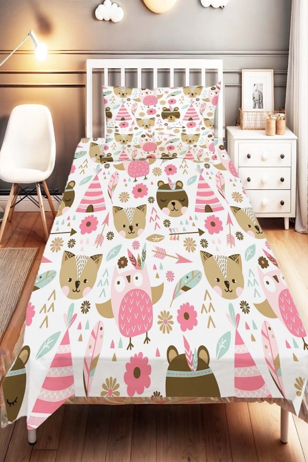 Pembe Hayvanlar Desenli Çocuk Ve Bebek Odası Dekoratif Yatak Örtüsü Pembe Hayvanlar Desenli Çocuk Ve Bebek Odası Dekoratif Yatak Örtüsü