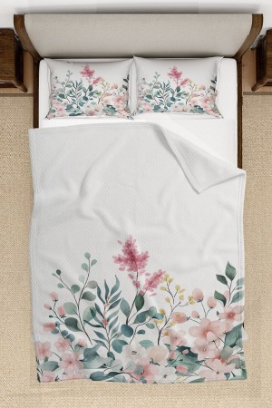 Renkli Çiçekli Desenli Çift Kişilik Yastıklı Pike Takımı 200x220cm Renkli Çiçekli Desenli Çift Kişilik Yastıklı Pike Takımı 200x220cm