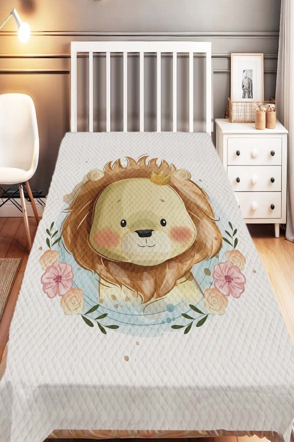 Aslan lı Desenli Tek Kişilik Çocuk Pike Takımı Aslan lı Desenli Tek Kişilik Çocuk Pike Takımı