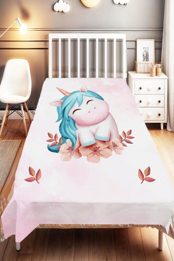 Pembe Unicorn Atlı Desenli Çocuk Ve Bebek Odası Dekoratif Yatak Örtüsü Pembe Unicorn Atlı Desenli Çocuk Ve Bebek Odası Dekoratif Yatak Örtüsü