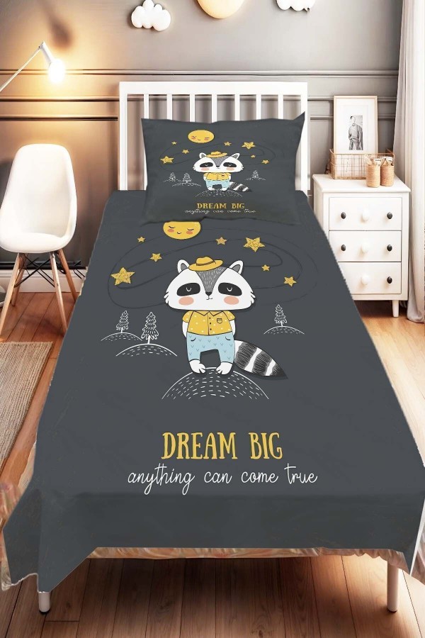 Minik Tilki Desenli Çocuk Ve Bebek Odası Dekoratif Yatak Örtüsü Minik Tilki Desenli Çocuk Ve Bebek Odası Dekoratif Yatak Örtüsü