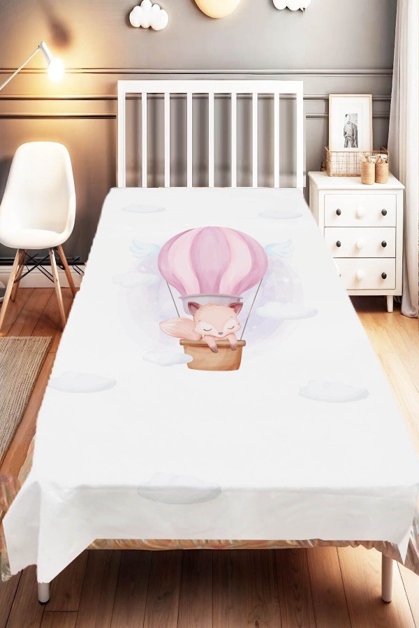 Pembe Uçan Balonlu Tilki Desenli Çocuk Ve Bebek Odası Dekoratif Yatak Örtüsü Pembe Uçan Balonlu Tilki Desenli Çocuk Ve Bebek Odası Dekoratif Yatak Örtüsü