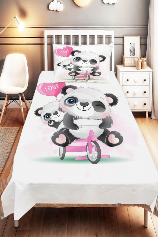 Pembe Love Bisikletli Panda Desenli Çocuk Ve Bebek Odası Dekoratif Yatak Örtüsü Pembe Love Bisikletli Panda Desenli Çocuk Ve Bebek Odası Dekoratif Yatak Örtüsü