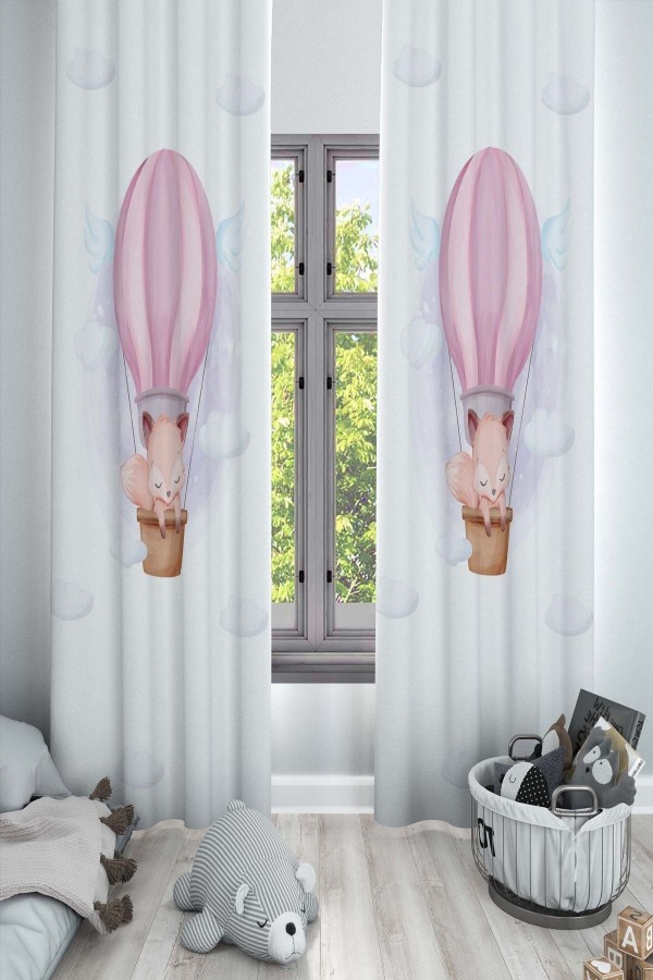 Pembe Uçan Balonlu Tilki Desenli Dekoratif Çocuk Ve Bebek Odası Fon Perde Pembe Uçan Balonlu Tilki Desenli Dekoratif Çocuk Ve Bebek Odası Fon Perde