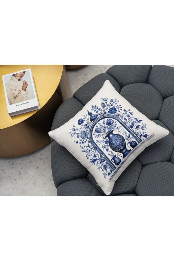 Mavi Beyaz Vazo Vintage Desenli Dijital Baskılı Dekoratif Çift Taraflı Kırlent Kılıfı 43x43cm Mavi Beyaz Vazo Vintage Desenli Dijital Baskılı Dekoratif Çift Taraflı Kırlent Kılıfı 43x43cm