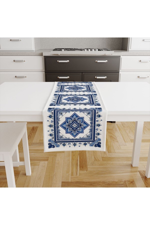 Mavi Beyaz Çiçekli Desenli Dijital Baskılı Leke Tutmaz Dertsiz Dekoratif Runner 40x140cm Mavi Beyaz Çiçekli Desenli Dijital Baskılı Leke Tutmaz Dertsiz Dekoratif Runner 40x140cm