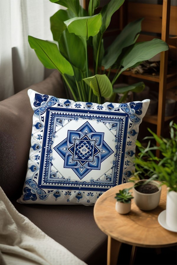 Mavi Beyaz Çiçekli Desenli Dijital Baskılı Dekoratif Çift Taraflı Kırlent Kılıfı 43x43cm Mavi Beyaz Çiçekli Desenli Dijital Baskılı Dekoratif Çift Taraflı Kırlent Kılıfı 43x43cm
