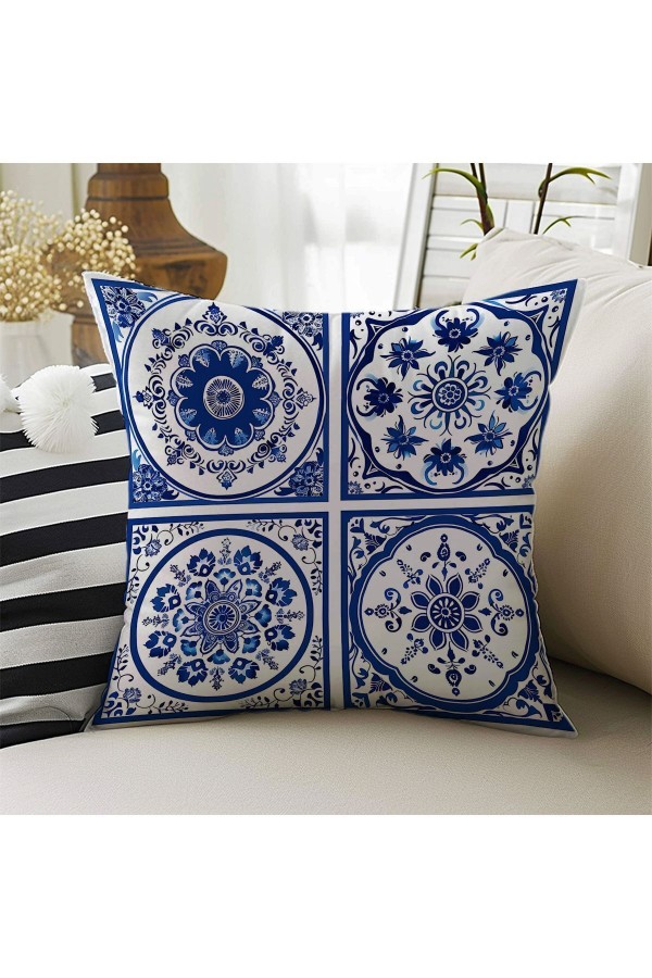 Mavi Beyaz Çini Desenli Dijital Baskılı Dekoratif Çift Taraflı Kırlent Kılıfı 43x43cm Mavi Beyaz Çini Desenli Dijital Baskılı Dekoratif Çift Taraflı Kırlent Kılıfı 43x43cm