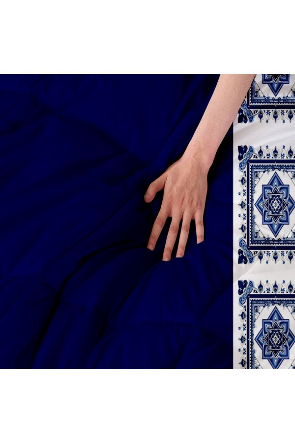 Mavi Beyaz Çiçekli Desenli Çift Kişilik Mikrofiber Kapitone Yorgan Yastık Kılıflı Uyku Seti