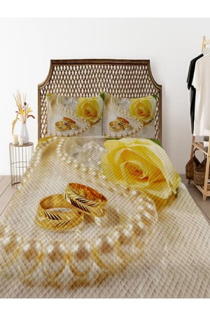 Sarı Gül Yüzükler  Desenli Baskılı Dekoratif Yatak Örtüsü Çift Kişilik Yastıklı Pike Takımı Sarı Gül Yüzükler  Desenli Baskılı Dekoratif Yatak Örtüsü Çift Kişilik Yastıklı Pike Takımı